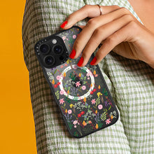 Iphone 16 Flowers Case